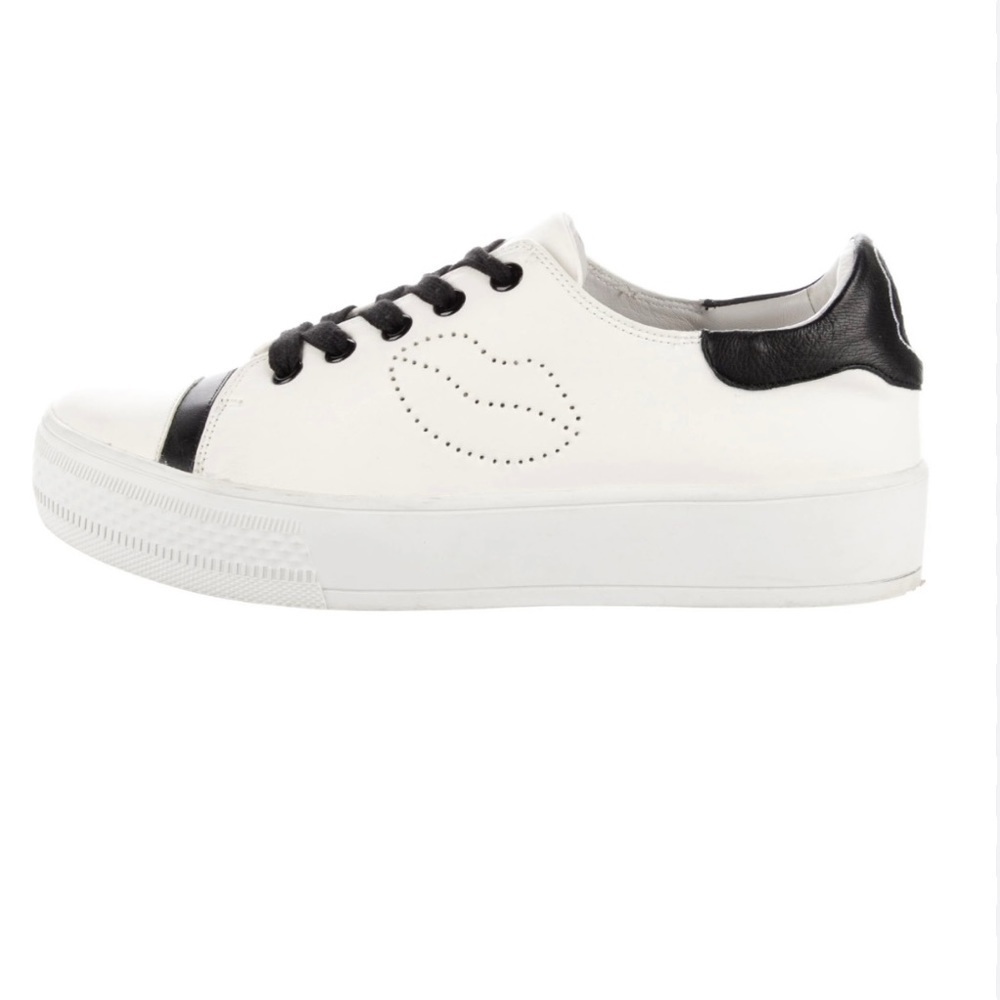 Alice +Olivia off white platform sneakers with dust bag